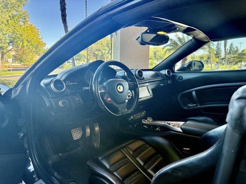 2010 Ferrari California
