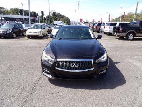 2015 Infiniti Q50 Premium