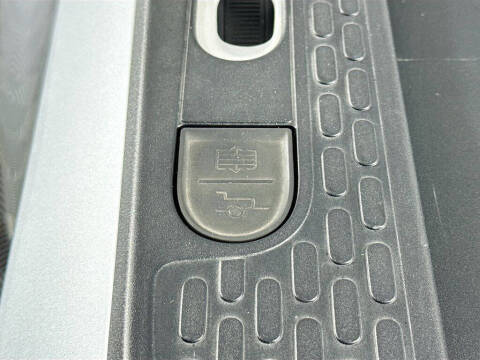 2025 Rivian R1T