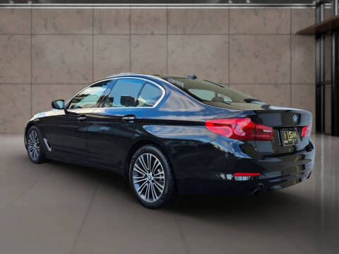 2018 BMW 5 Series 530i