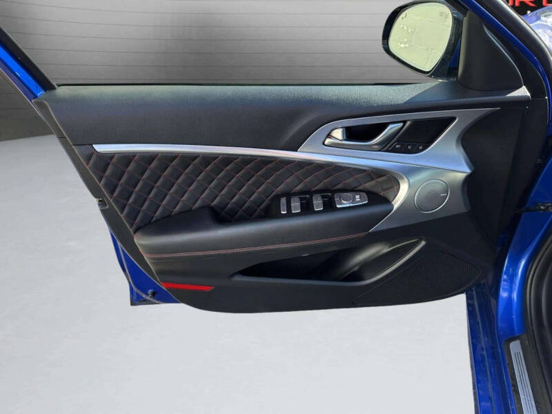 2019 Genesis G70 2.0T Advanced