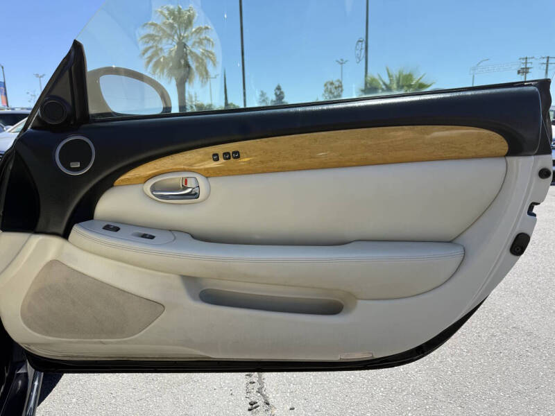 2004 Lexus SC 430