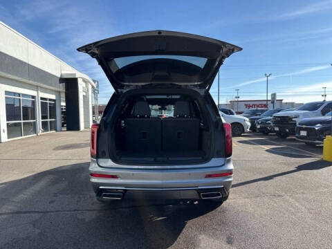 2025 Cadillac XT6 Premium Luxury