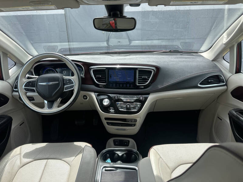 2017 Chrysler Pacifica Limited