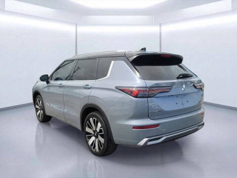 2025 Mitsubishi Outlander SEL