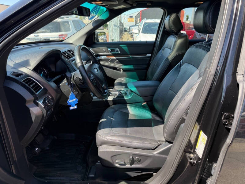 2017 Ford Explorer Limited