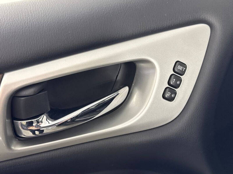 2020 Nissan Pathfinder Platinum