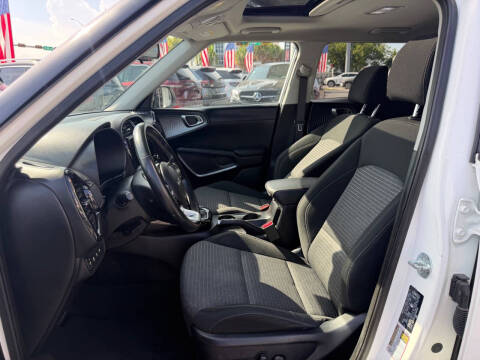 2023 Kia Soul EX