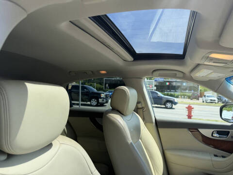 2013 Infiniti FX37