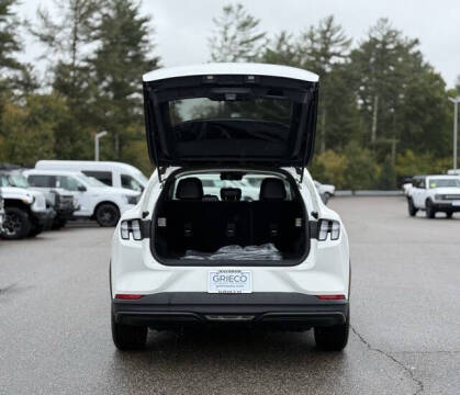 2025 Ford Mustang Mach-E Select