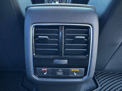 2016 Volkswagen Passat 1.8T SE