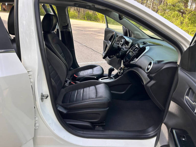 2014 Chevrolet Sonic RS Auto