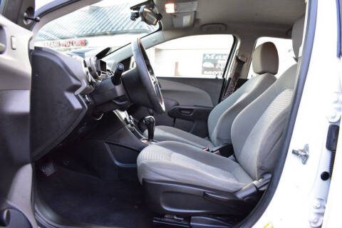 2016 Chevrolet Sonic LS Auto