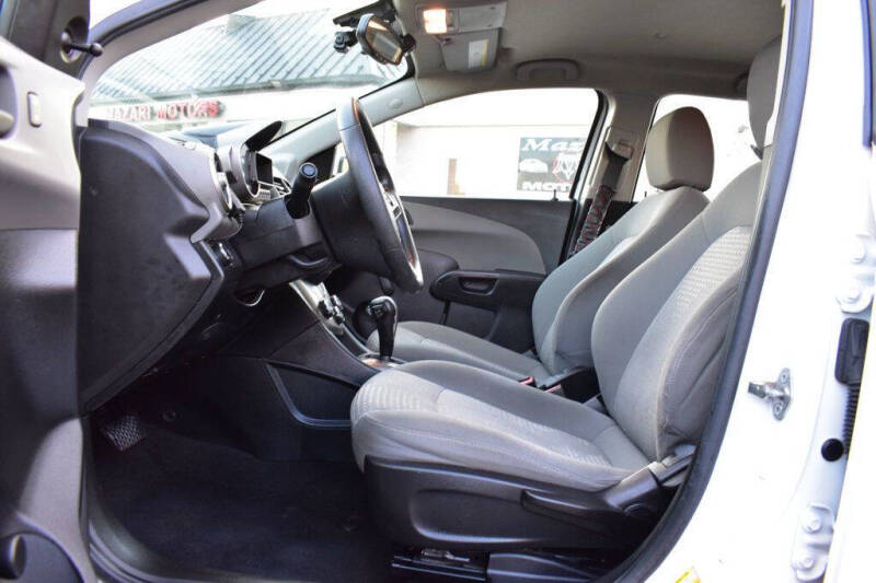 2016 Chevrolet Sonic LS Auto