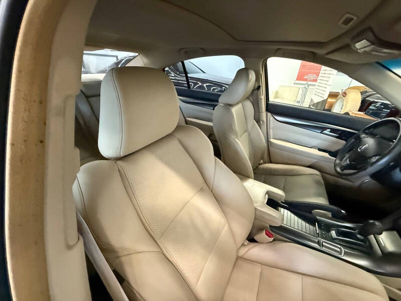 2012 Acura TL w/Advance