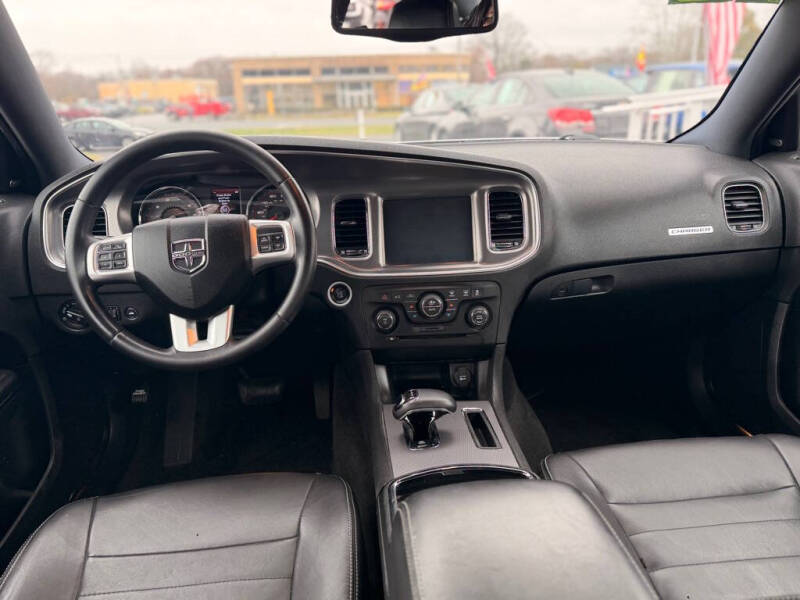 2012 Dodge Charger SXT