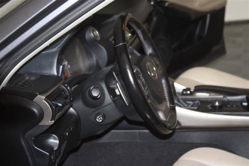 2018 Lexus IS 300