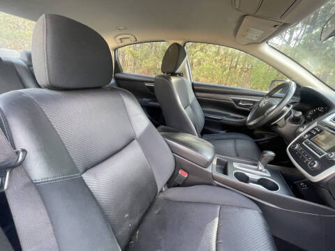 2016 Nissan Altima 2.5 SR