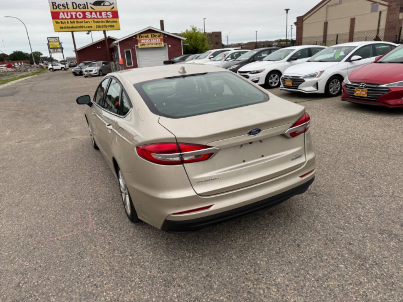 2019 Ford Fusion Hybrid for sale at BEST DEAL AUTO SALES in Moorhead, MN