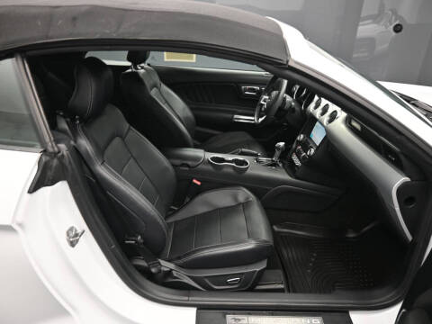 2017 Ford Mustang EcoBoost Premium