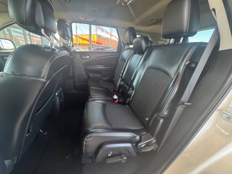 2018 Dodge Journey Crossroad