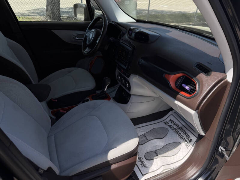2017 Jeep Renegade Latitude