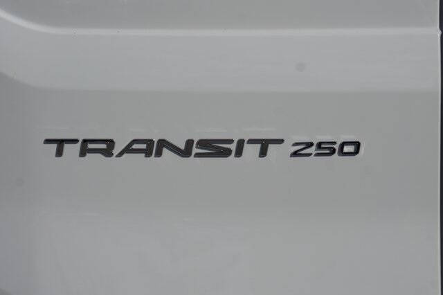 2025 Ford Transit 250