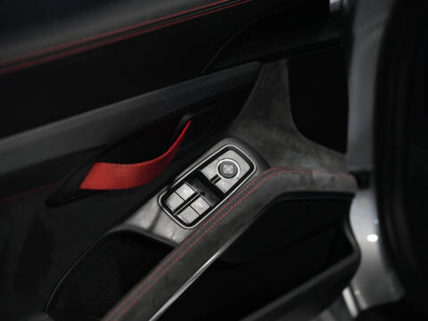 2016 Porsche Cayman GT4