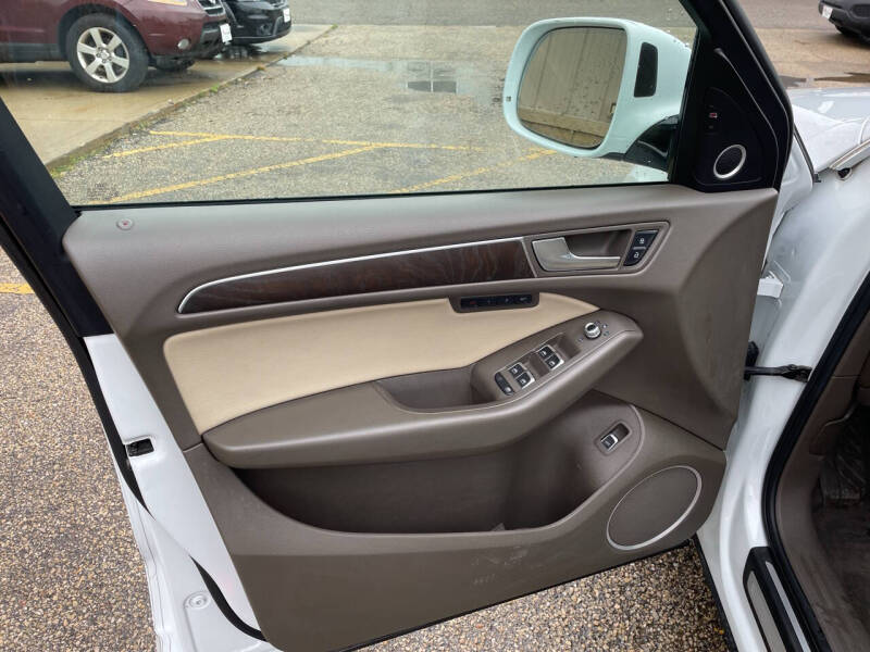 2016 Audi Q5 2.0T quattro Premium Plus