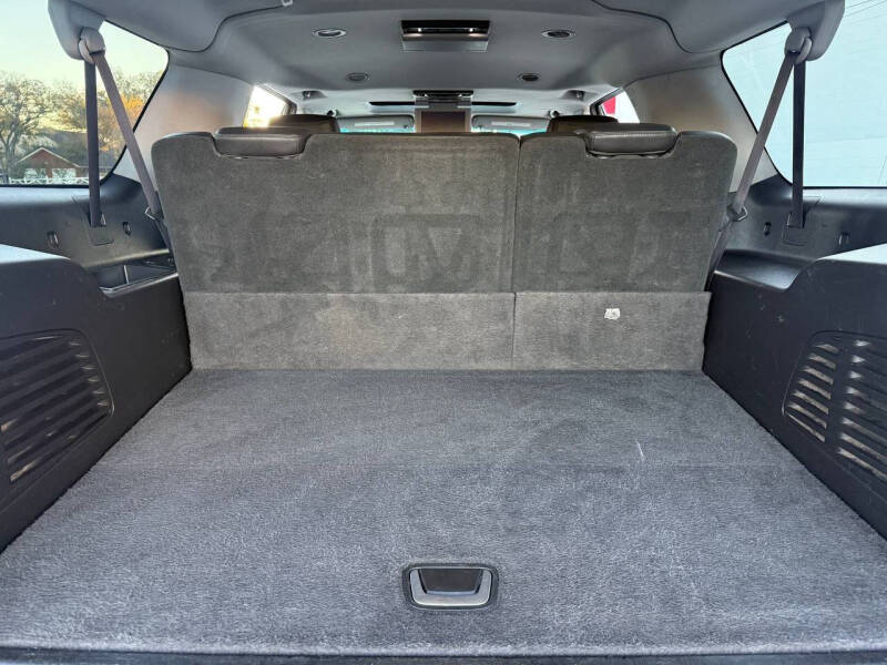 2016 Cadillac Escalade ESV Luxury Collection