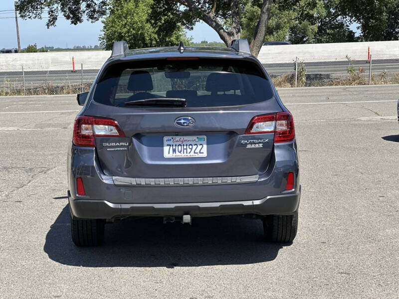 2017 Subaru Outback 2.5i Premium