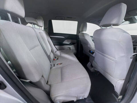 2018 Toyota Highlander LE