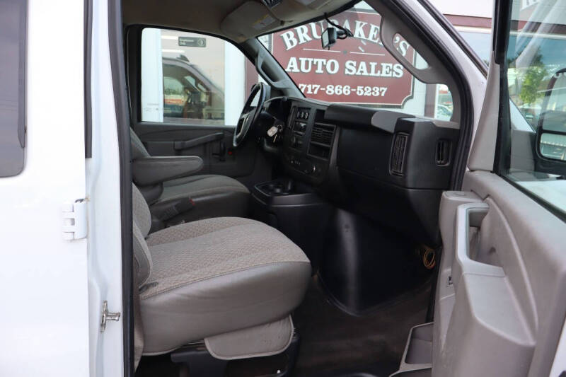 2017 Chevrolet Express LT 3500