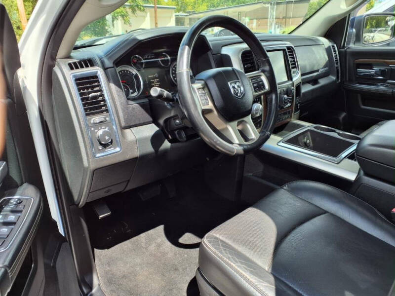 2015 RAM 1500 Laramie