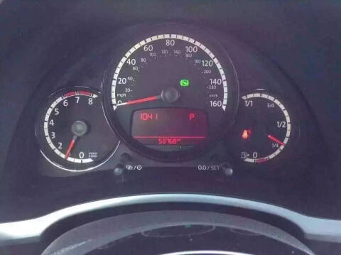 2013 Volkswagen Beetle