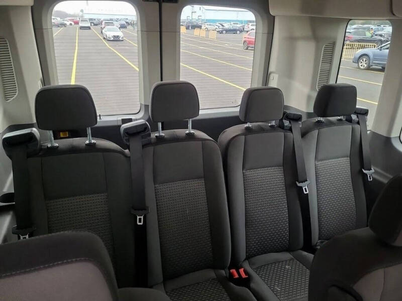 2024 Ford Transit 350 XLT