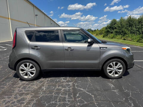 2016 Kia Soul +