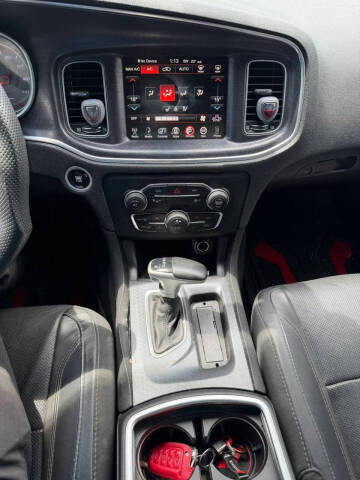 2015 Dodge Charger SXT