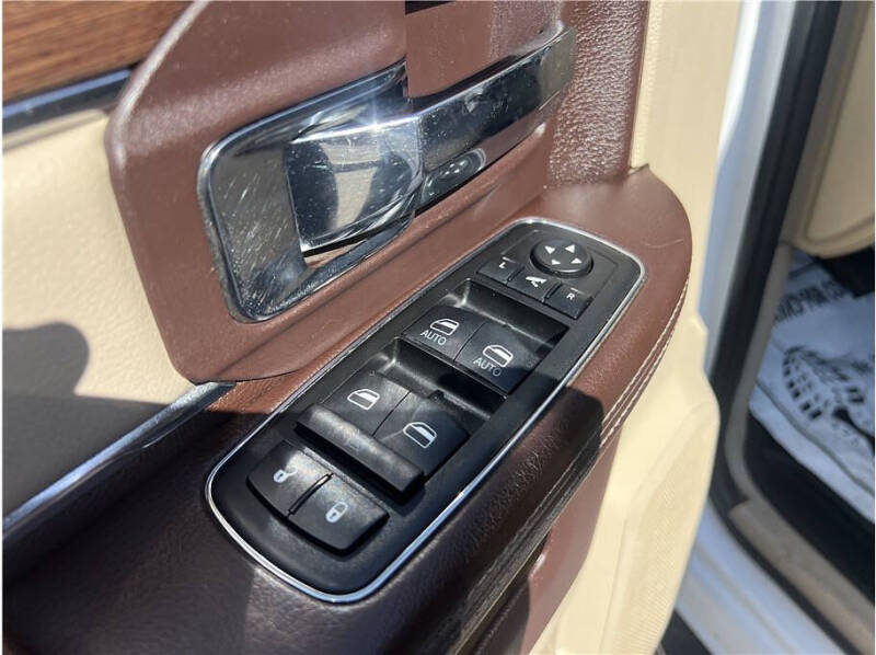 2014 RAM 1500 Laramie