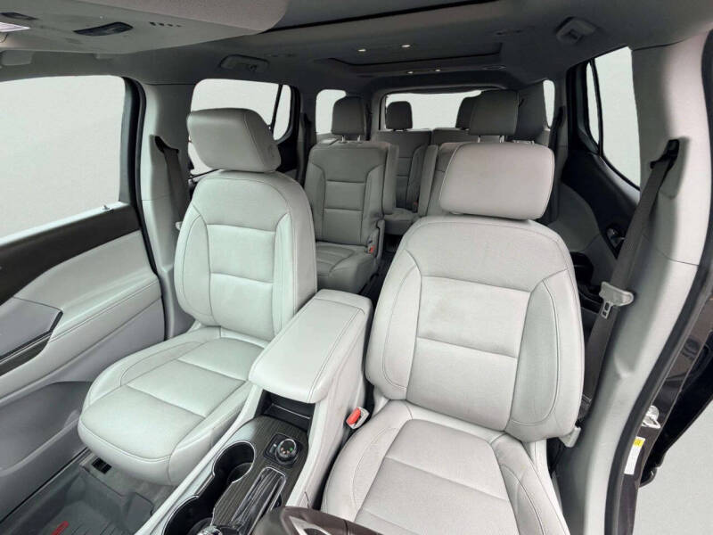 2017 GMC Acadia SLT-1