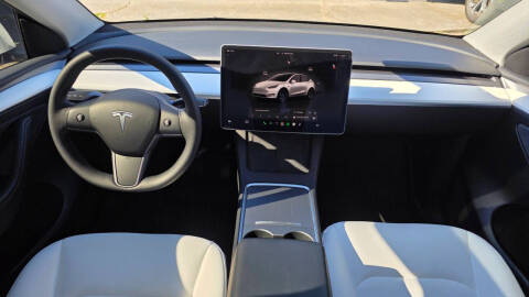 2025 Tesla Model Y Long Range