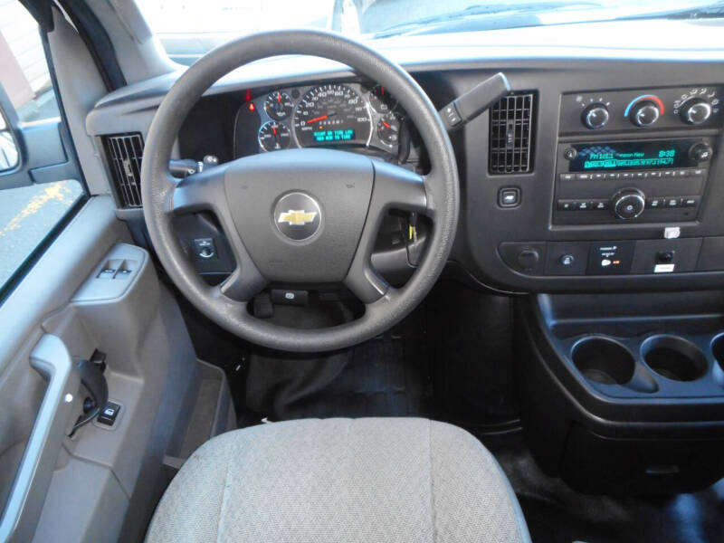 2016 Chevrolet Express 2500