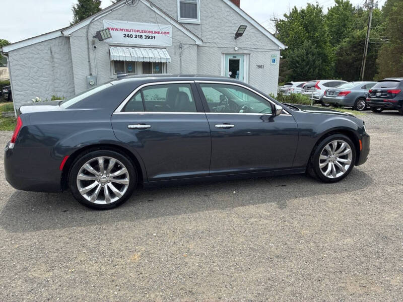 2018 Chrysler 300 Limited