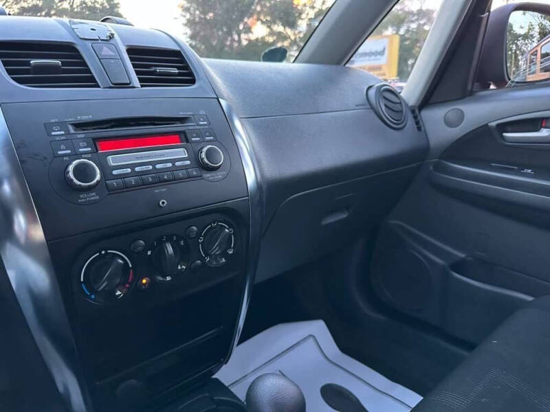 2010 Suzuki SX4 Crossover