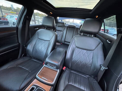 2015 Chrysler 300 C Platinum