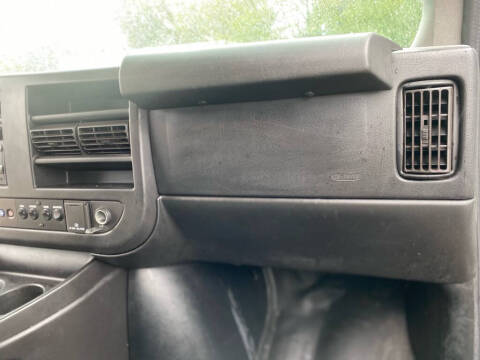 2017 Chevrolet Express 2500