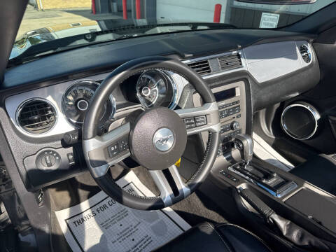 2013 Ford Mustang V6 Premium