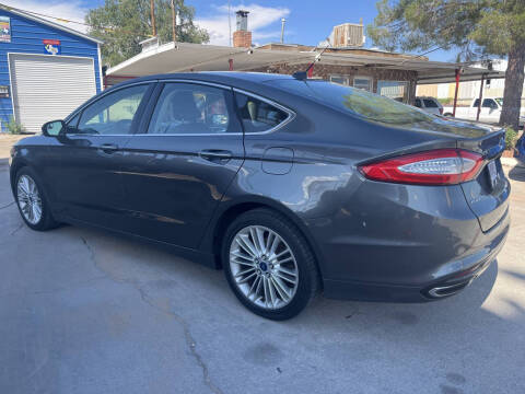 2016 Ford Fusion SE