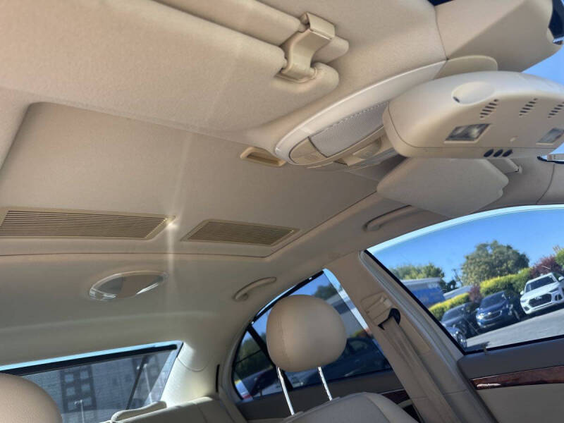 2005 Mercedes-Benz E-Class E 320