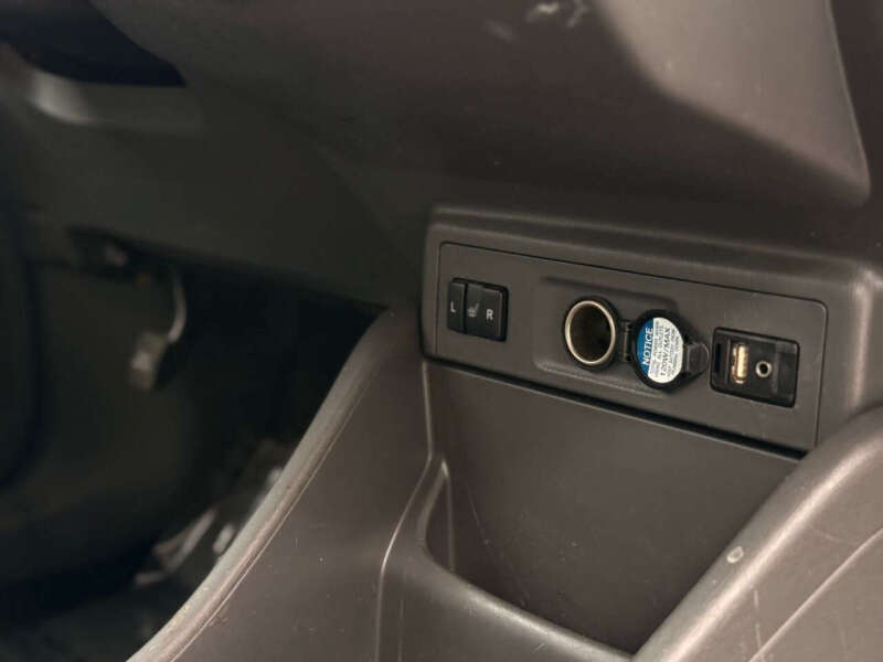 2012 Toyota Prius v Five